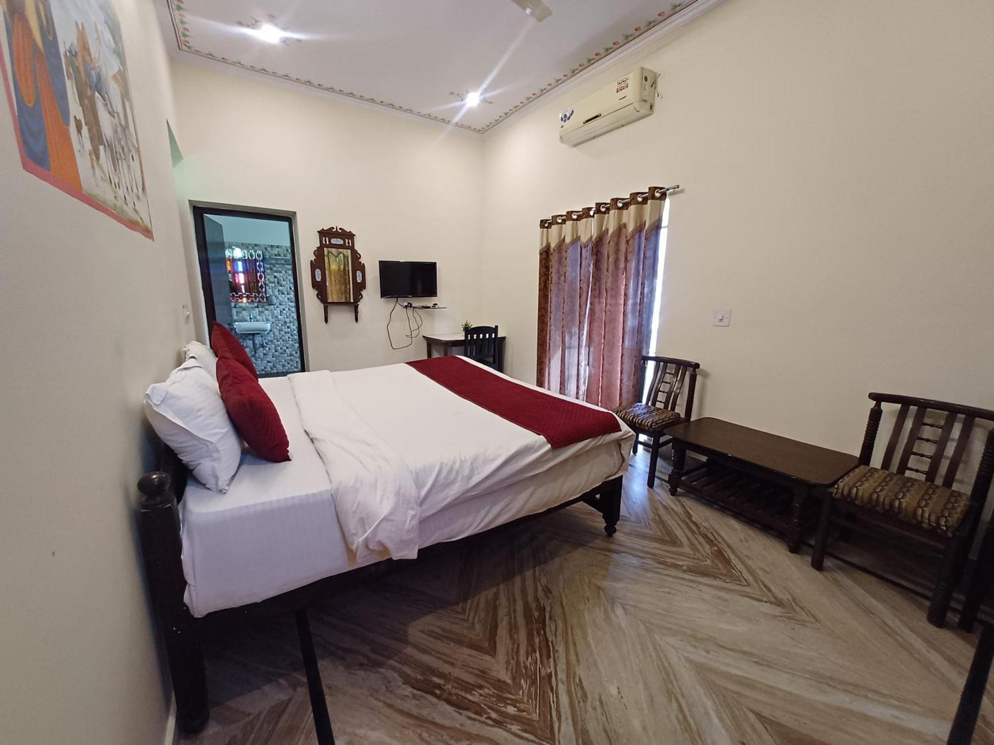 Hotel Green Haveli - A Heritage And Hill View Hotel , Pushkar Exterior photo